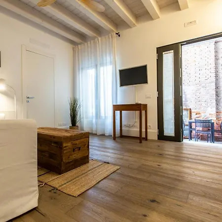 Sant'alvise Design Palace R&r アパート