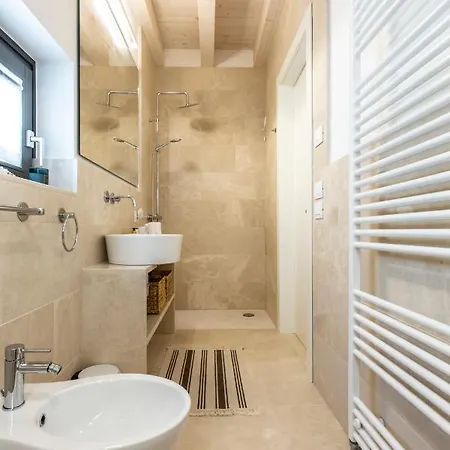 Appartement Sant'alvise Design Palace R&r Venise